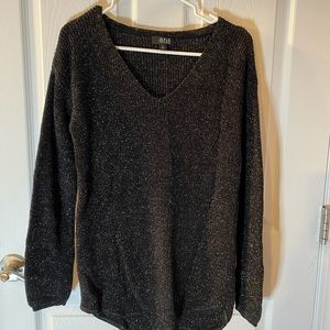 a.n.a. Women’s Black & Gold Sparkle V-neck Sweatshirt Medium